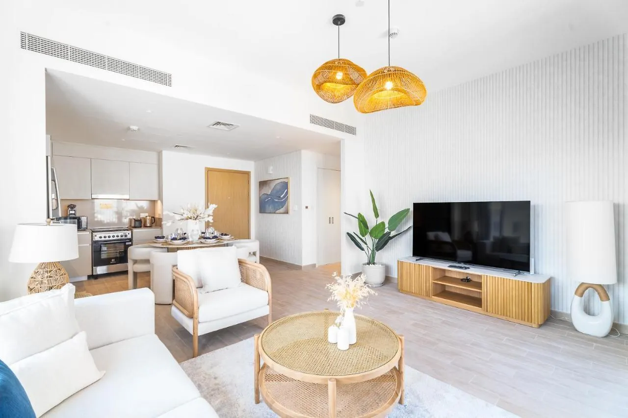 Nasma Luxury Stays - Breeze At Creek Beach Dubai Apartment