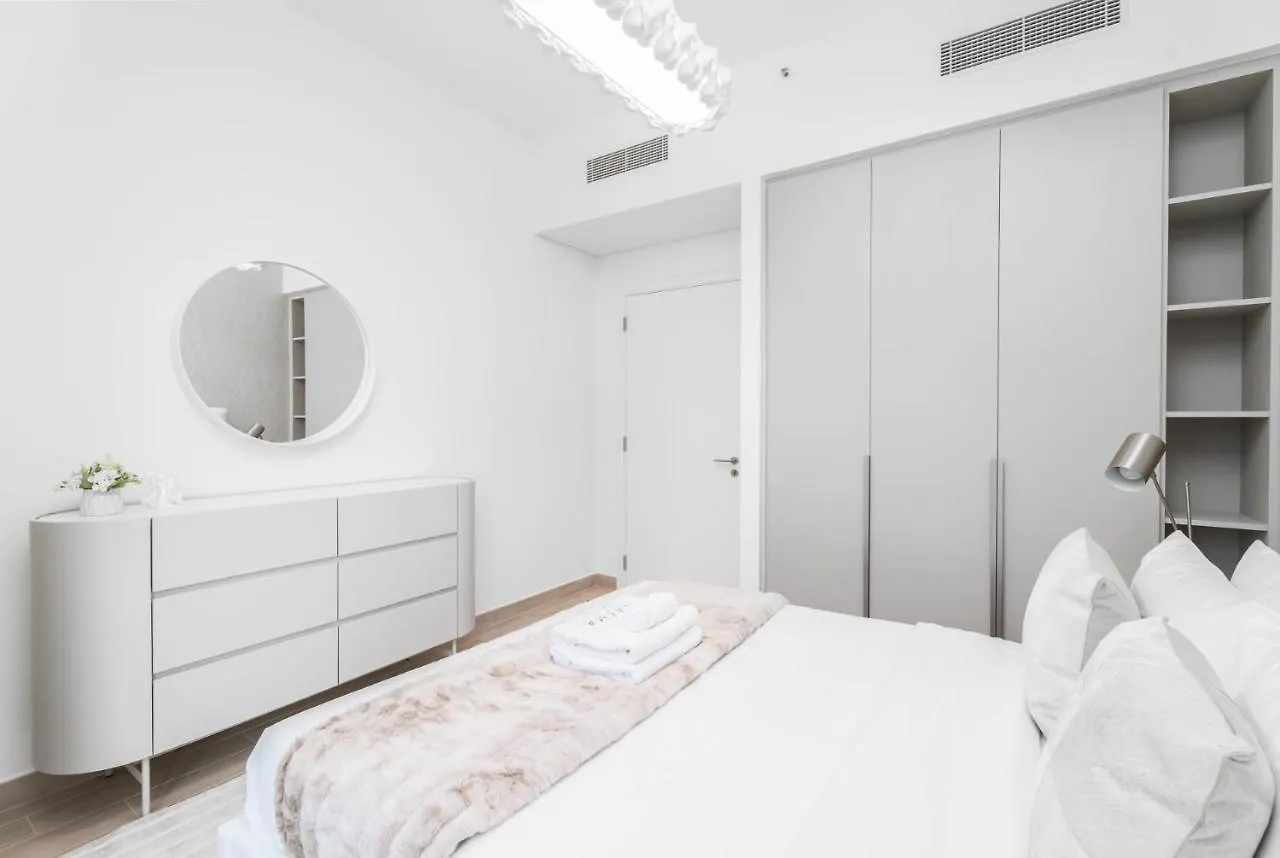 Nasma Luxury Stays - Breeze At Creek Beach Dubai Apartment