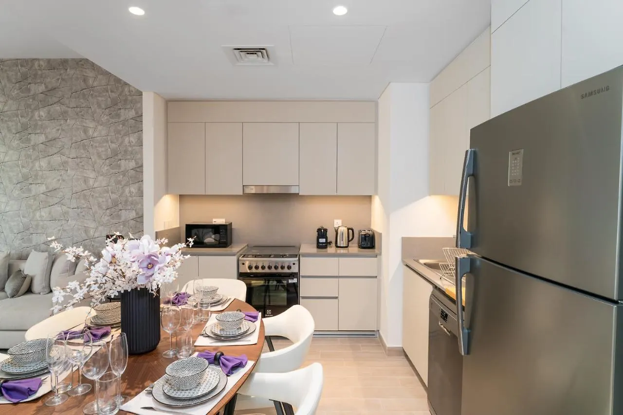 Nasma Luxury Stays - Breeze At Creek Beach Dubai Apartment
