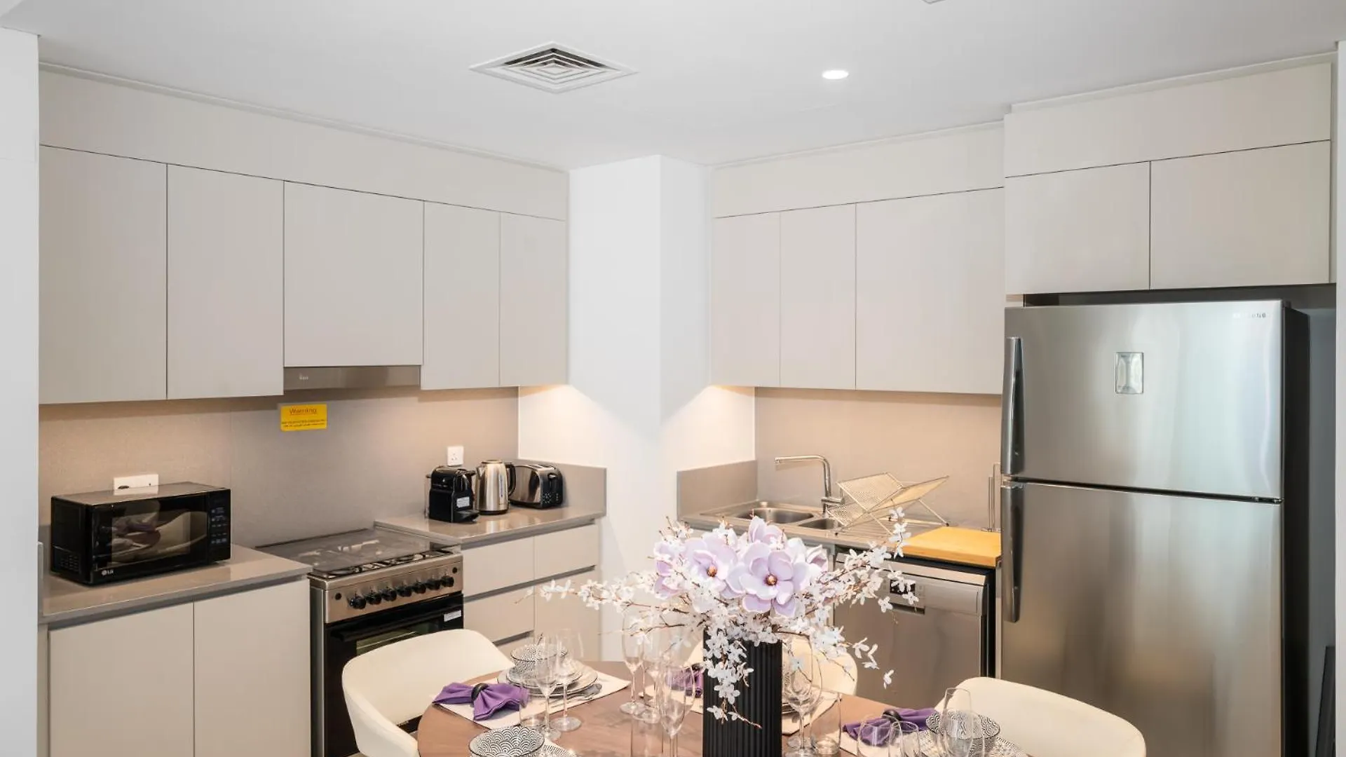 Nasma Luxury Stays - Breeze At Creek Beach Dubai